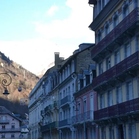 Petit Studio Dans Immeuble De Caractere Daire *